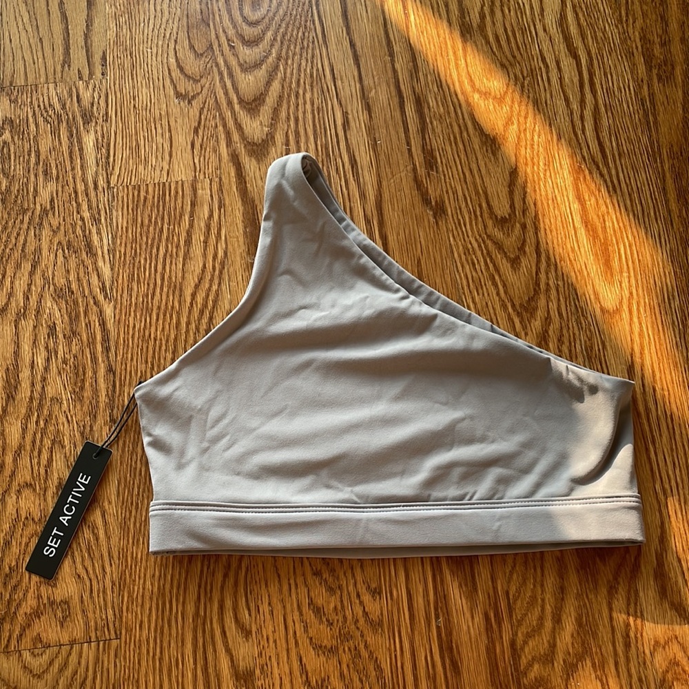 NEW WITH TAGS Set Active Sportbody One Shoulder Bra in Stone in Small